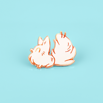 White enamel Patreon Vault pin featuring a white coat design, made by Made By Nao! displayed on a white background.